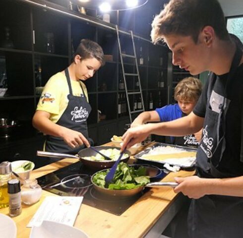 Kookworkshop voor kinderen: kinderen aan het koken