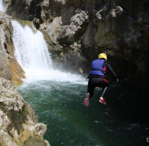 Canyoning met de familie op de Cetina Rivier