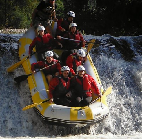 familie rafting cilento af waterval