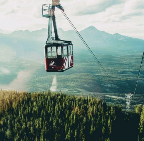 Met de gondel naar de bergtop in Jasper