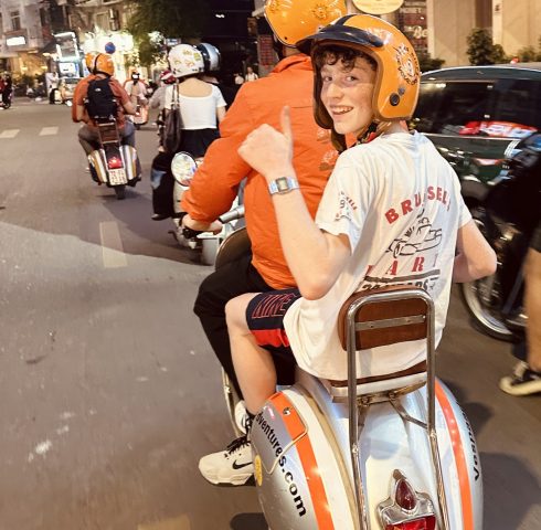 Sunset scootertocht in Hanoi