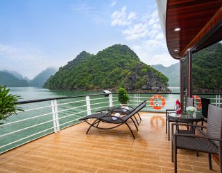 Ligbedden tijdens cruise Halong Bay Vietnam