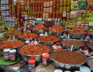 Specerijen op lokale markt Hué Vietnam