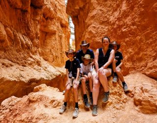 Familie met kinderen in Bryce Canyon Westkust Amerika