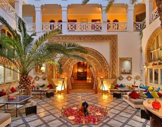 Binnentuin hotel in Essaouira