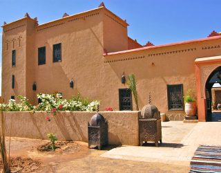 Buitenkant hotel Merzouga