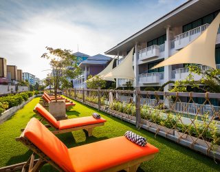 Ligstoelen hotel in Hua Hin