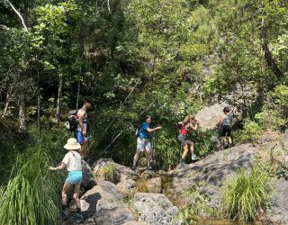 Hiken met kinderen bij waterval Olympusberg