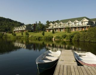 Boten bij hotel Saint-alexis-les-monts Canada