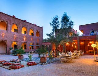 Binnentuin hotel Merzouga Marokko