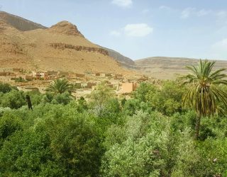 Toeren in de Todra kloof Marokko